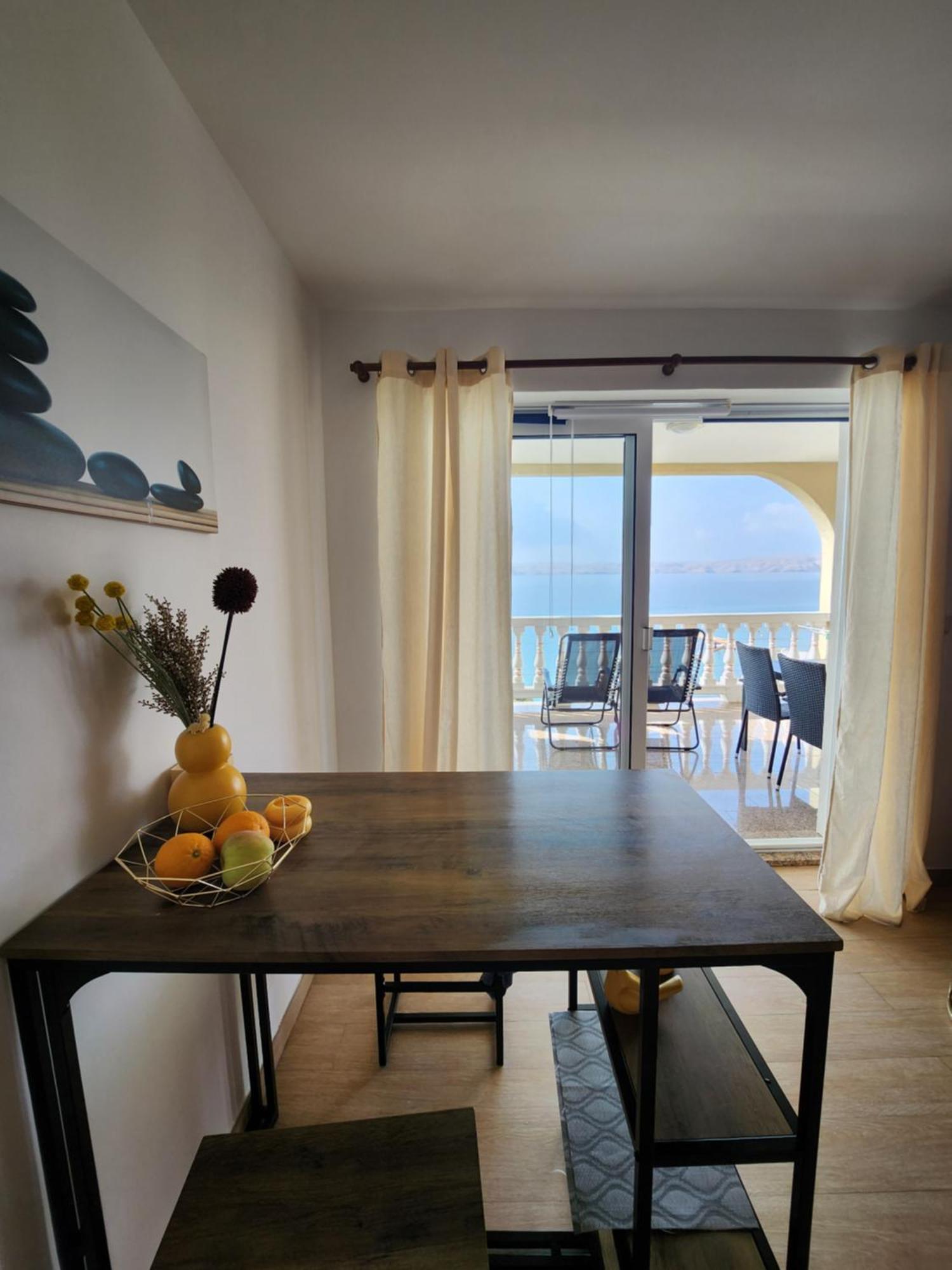 Appartement Lucija à Karlobag Chambre photo